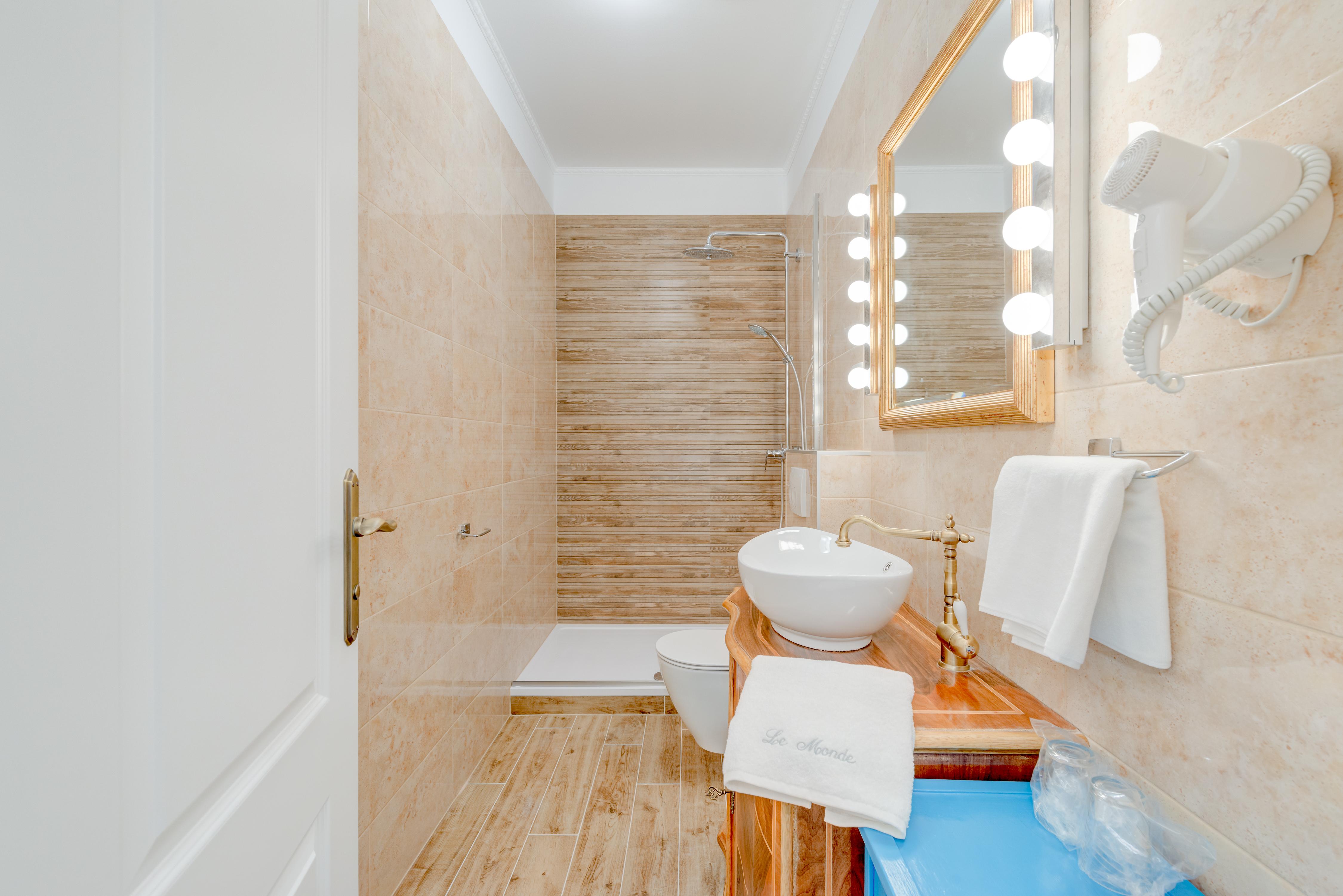 Le Monde Luxury Accommodation Split Buitenkant foto