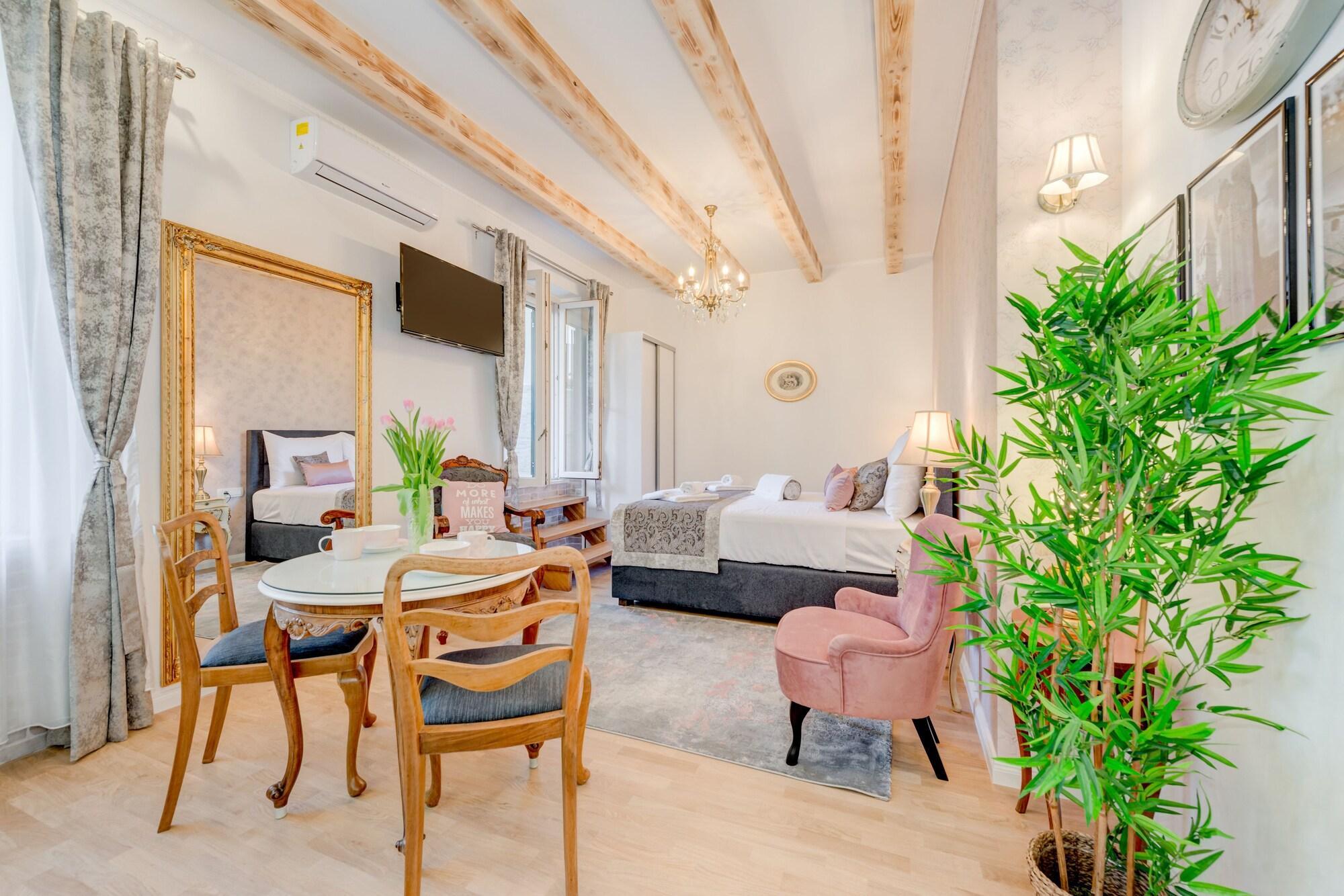 Le Monde Luxury Accommodation Split Buitenkant foto