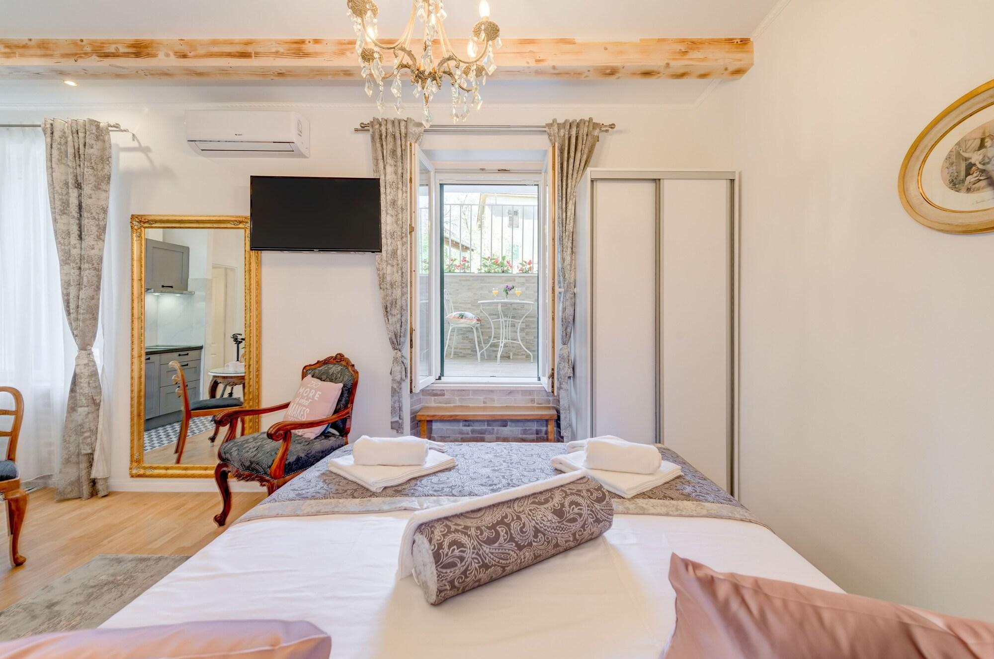 Le Monde Luxury Accommodation Split Buitenkant foto